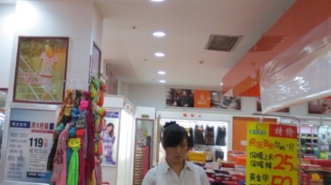 转行宝妈开内衣店：60平月营5.5万，养店一年才稳住
