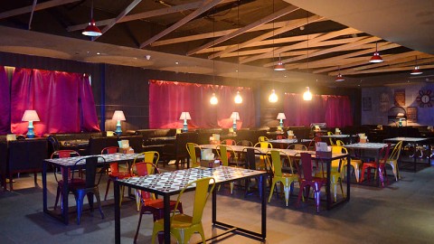 新手开手抓海鲜主题餐厅店流程：投资成本+选址技巧+进货渠道避坑（2026最新）