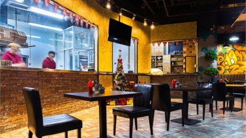 新手开花店开店流程避坑指南：开花店投资多少钱？选址技巧与利润全解析