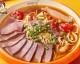 办公室小白转行开鸭血粉丝店：60平月营21万，选址蹲了三个月，养店半年才见回头钱