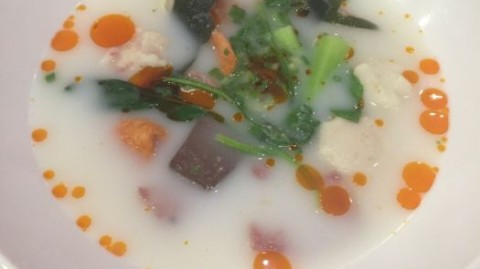 开麻辣烫店开店流程与避坑指南（10~20万实操版）