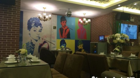【资深吃货揭秘】电影主题餐厅装修：开一家爆火光影餐厅需要准备多少启动资金？