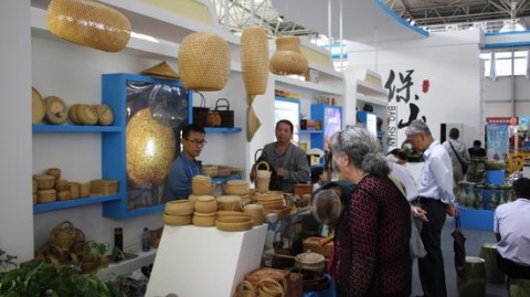 开动漫主题生活馆开店攻略：从3万到20万投资成本、选址进货避坑全流程（2026年实操版）