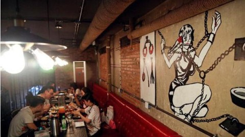 开性主题餐厅加盟店：投资预算+选址避坑+实操全攻略，照着就能少踩90%的坑