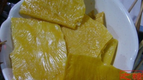 建材商转行菜市场麻辣烫：45平月营9万，养店一年才打平，他说选址定生死