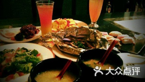 新手开美妆店开店全攻略：屋根里女仆主题下的美妆店投资成本与选址避坑指南