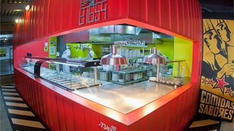 新手开美妆店开店流程：2026年美妆店投资多少钱？从选址进货到盈利避坑全攻略