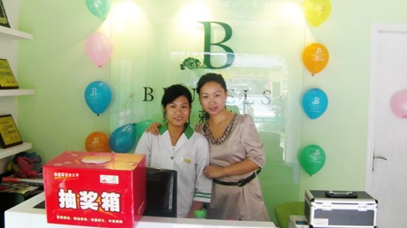 美容店周年庆活动主题怎么定？新手开美容店开店流程、投资成本与避坑指南