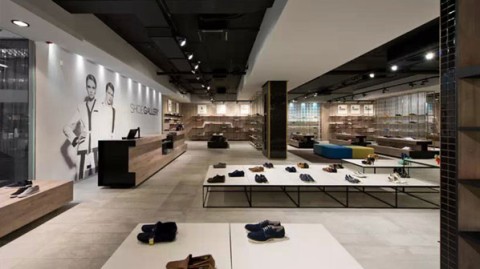 开鞋店全攻略：5万开店流程+进货渠道+选址避坑