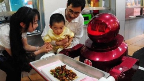 新手开机器人主题餐厅：成本+选址+避坑全攻略（2026年最新实操版）