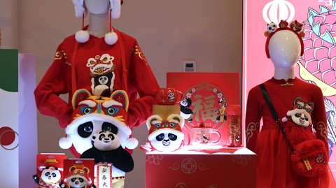 开服装店全攻略：低成本投资预算、冬季引流活动与避坑（20字）