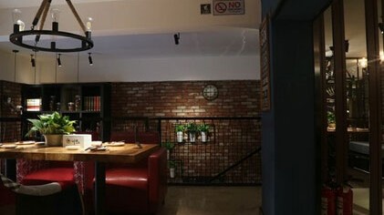 新手开酷辣青年主题餐厅投资多少钱？2026开店流程+利润回本周期