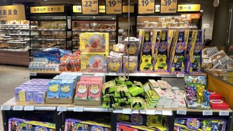 做过电商主播的85后开小智零食店：80平米月入6.8万，选品选错了差点关门