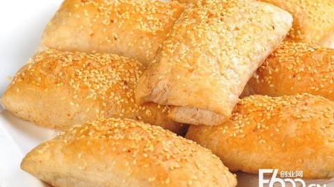 38岁质检员转行开京都馅饼加盟店：60平月营8万，却说前八个月最难熬