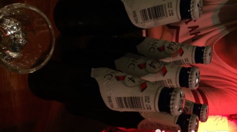 新手开她他主题酒一站式指南：情侣社交酒馆开店流程+投入产出详解
