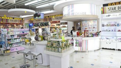 药妆店加盟：省会85后夫妻58平月营收6.5万，选址和选品两关必须守