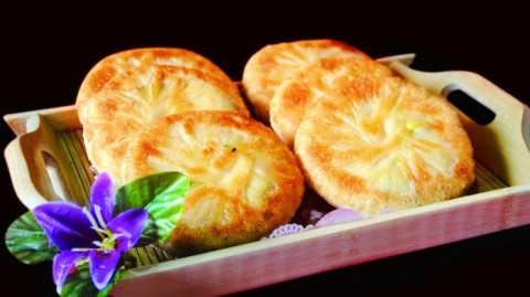 焊接工人转行开百氏馅饼：95平月营18万，上班族养店一年才出头