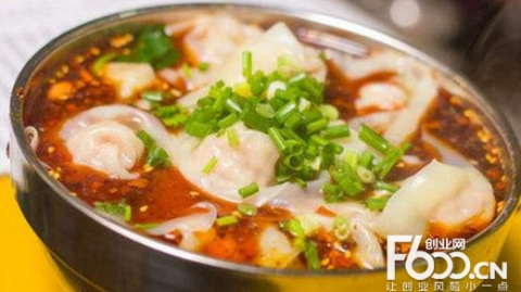 四十岁老餐饮人转开抄手店：50平月流水13万，选址决定七成胜算