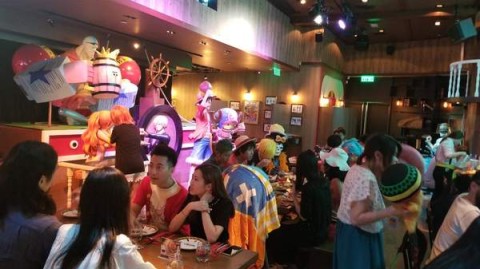 加盟香港特色主题餐厅真实开店经历：3000尺月租4万，自营还能靠“沉浸式用餐+打卡经济”突围#