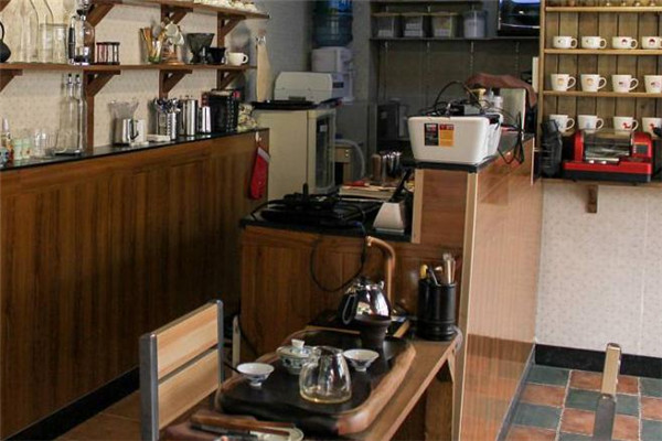 小型特色咖啡屋加盟小型特色咖啡屋加盟及小型特色咖啡屋加盟费多少？ 小型特色咖啡屋加盟费多少